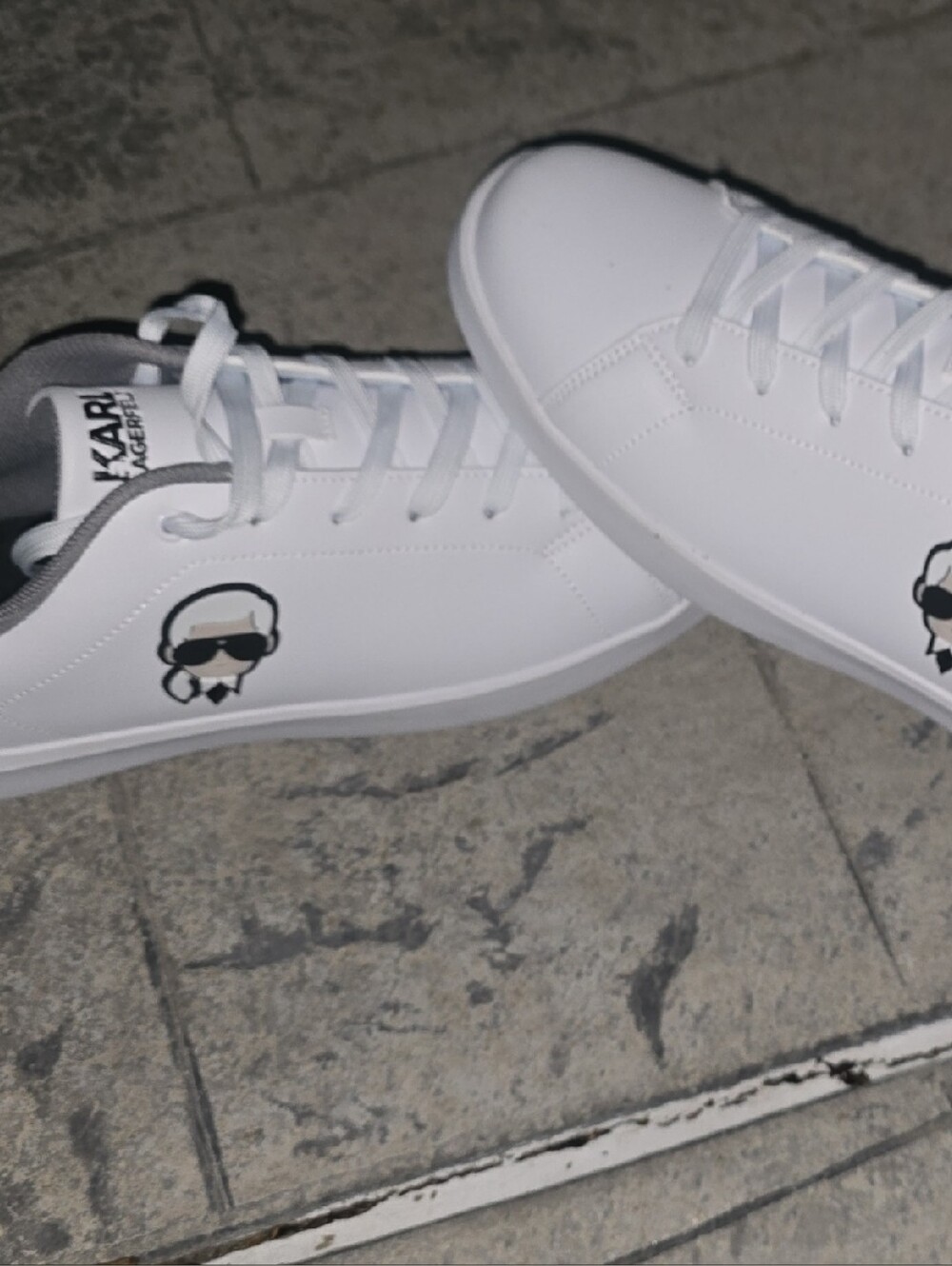 Karl Lagerfeld White Low-Top Sneakers with Black Heel Accent